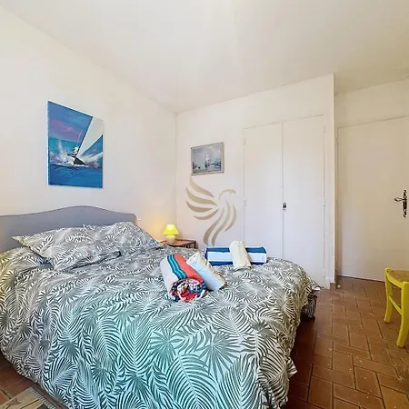 بيت للعطل Pavillon Galiote -2 Chambres- Jardin 80 M² - Park Fréjus