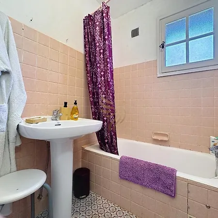 Pavillon Galiote -2 Chambres- Jardin 80 M² - Park بيت للعطل