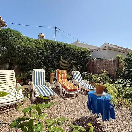 بيت للعطل Pavillon Galiote -2 Chambres- Jardin 80 M² - Park *